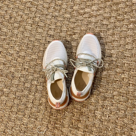 Sorel Shoes - Neutral lightweight slip on sneakers